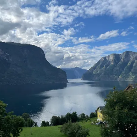 Kvam - Stegastein Appartement Aurland Buitenkant foto